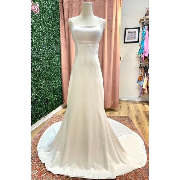 Eva Lendel Solar Satin Wedding Dress Simple Modern Ivory Sz EU 46 US 12-14 - Picture 1 of 14